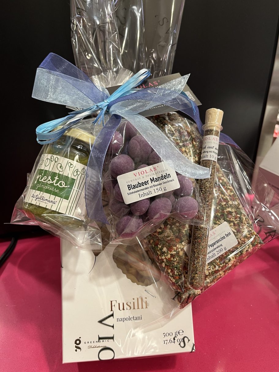 SCHENK DICH GLÜCKLICH mit unserem originalen VIOLAS' Flow Pack